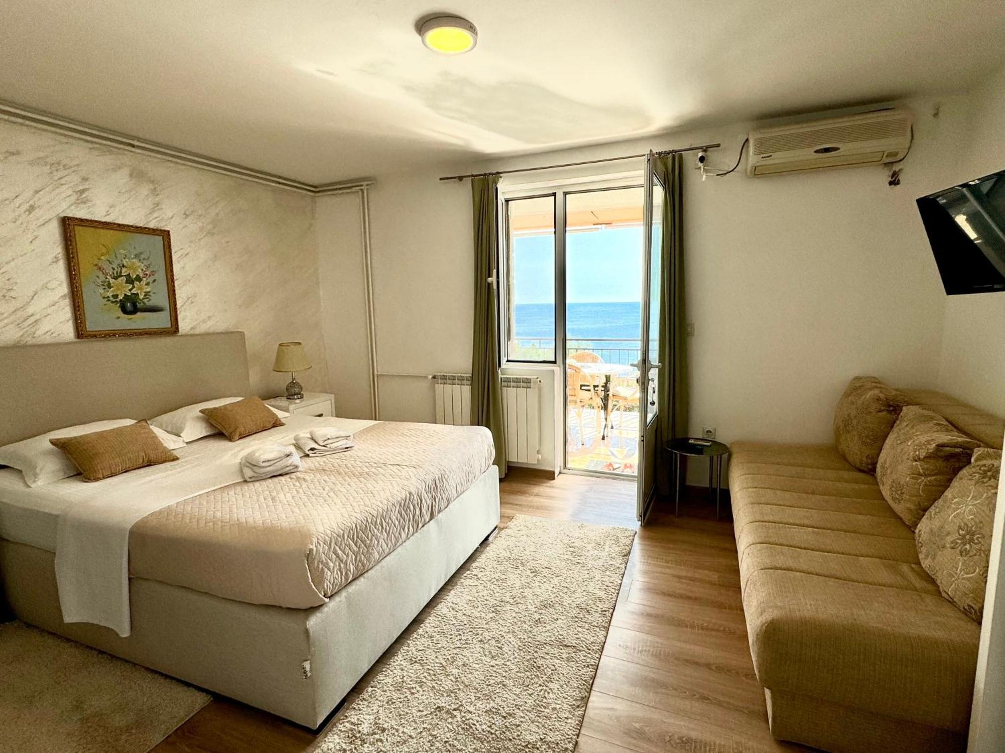 Apartments Kentera Lux Sveti Stefan Exterior photo