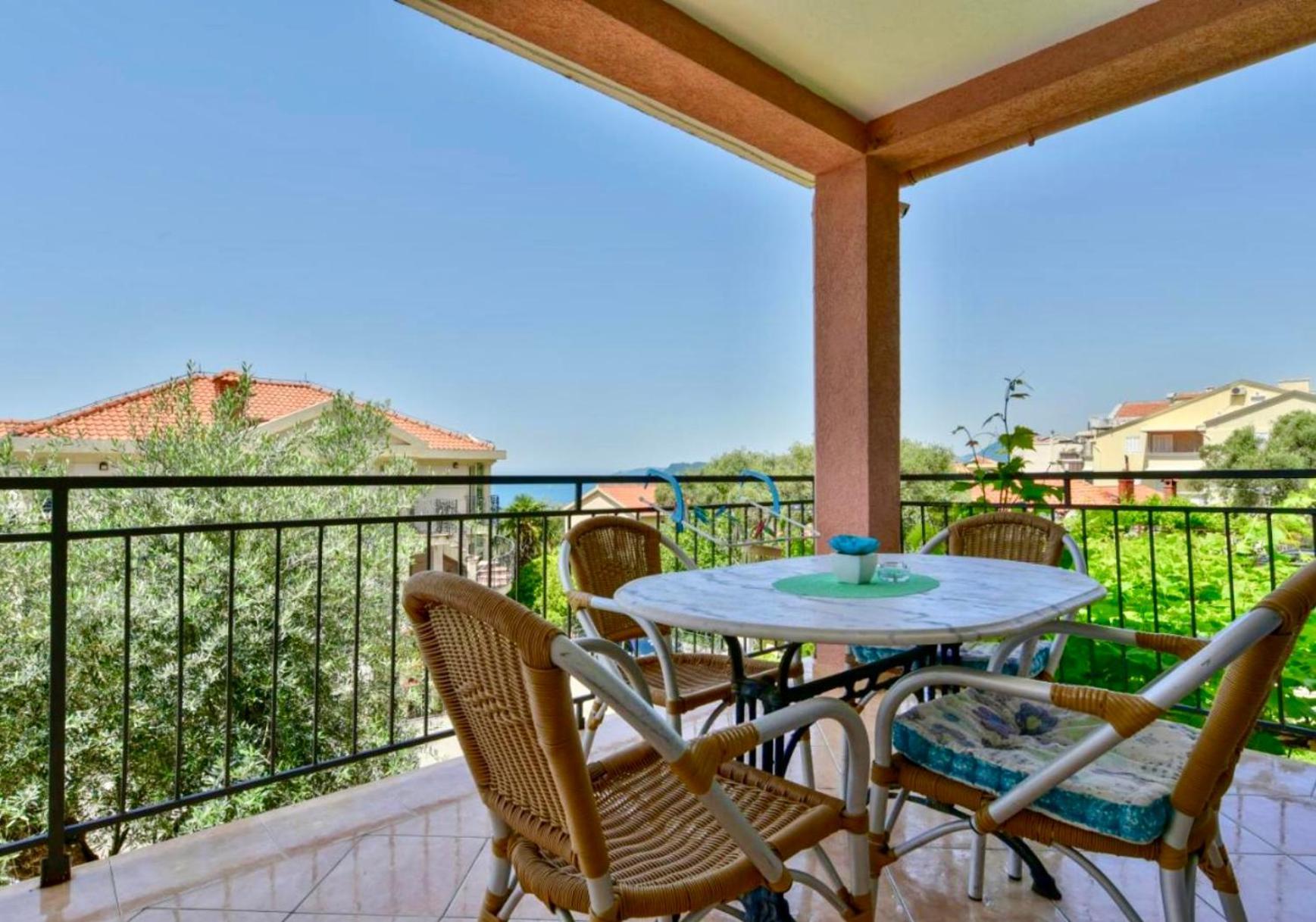 Apartments Kentera Lux Sveti Stefan Exterior photo