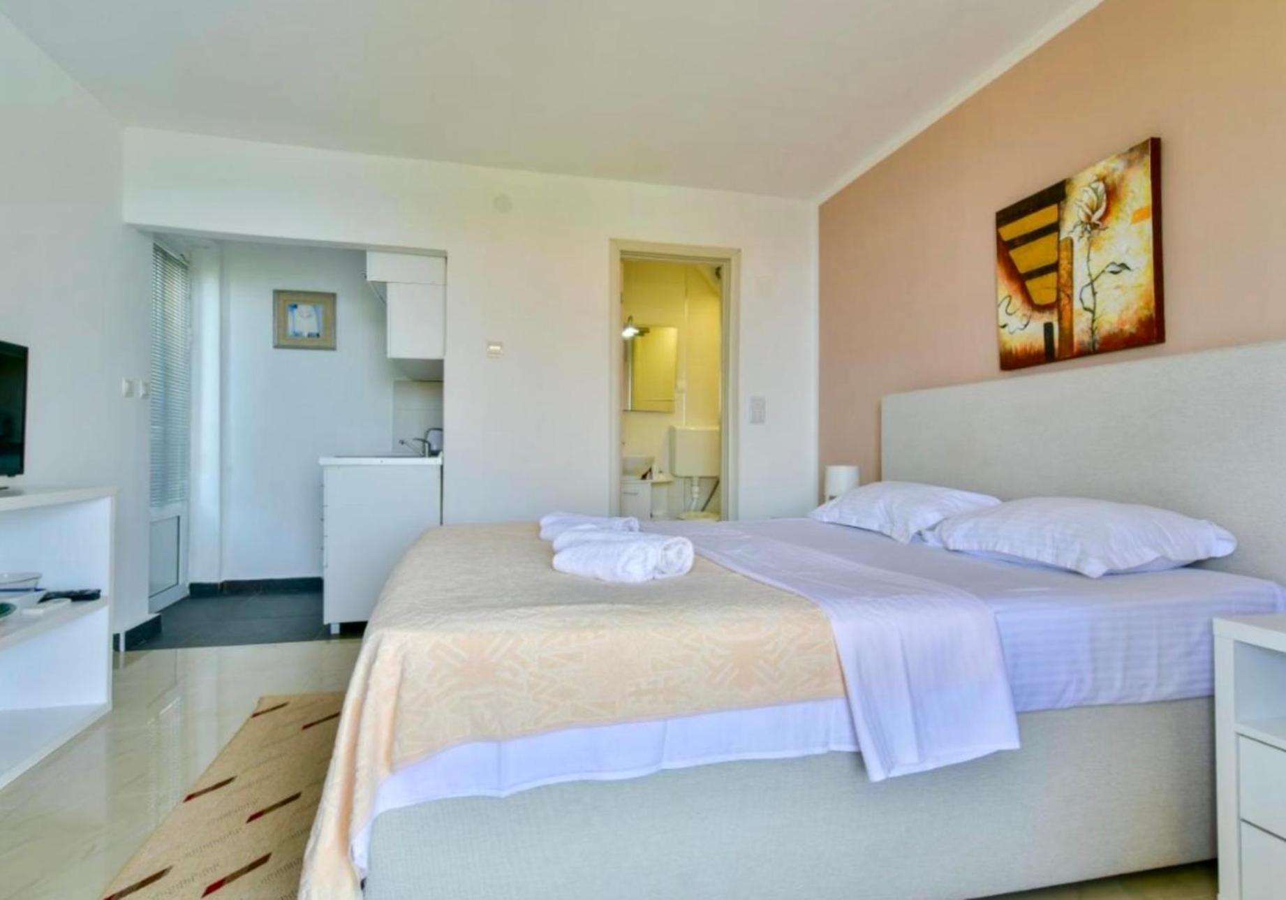 Apartments Kentera Lux Sveti Stefan Room photo